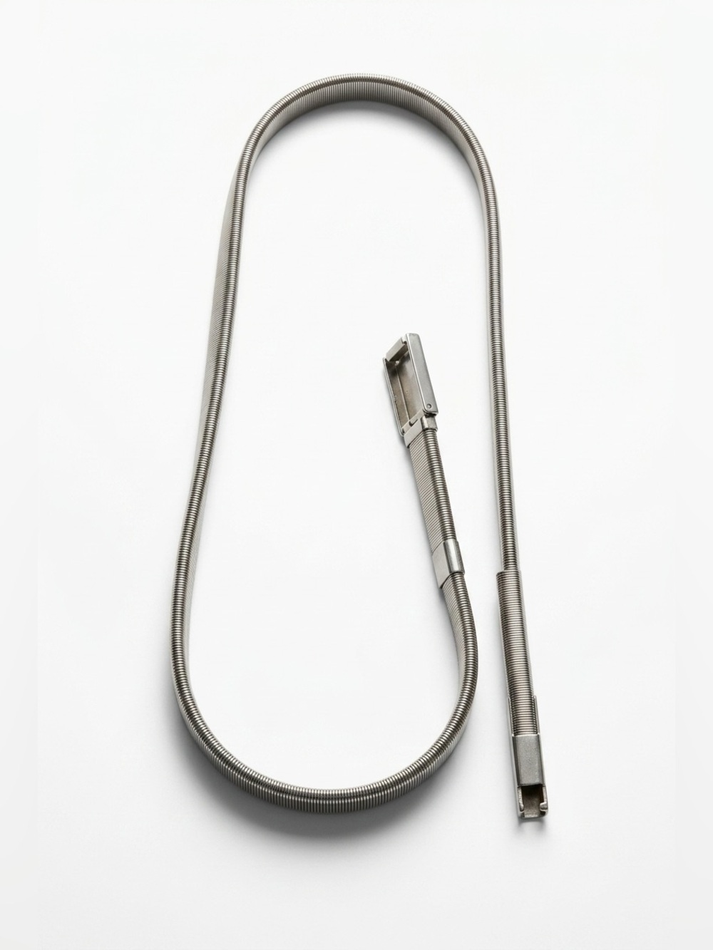 Elasticized metal skinny belt